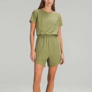 Lululemon Lightweight High-Neck Romper
Bronze Green